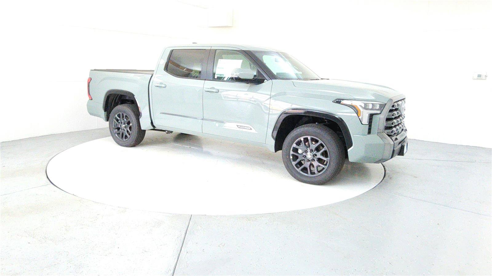 New 2025 Toyota Tundra Platinum image 7