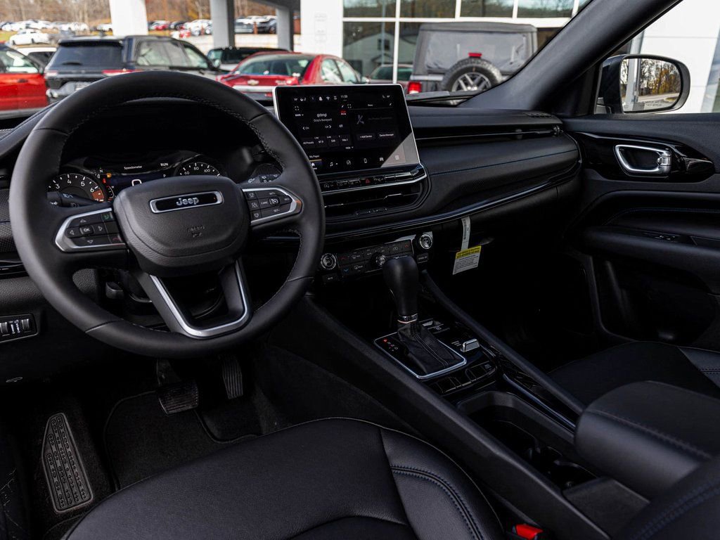 New 2026 Jeep Compass Limited image 11