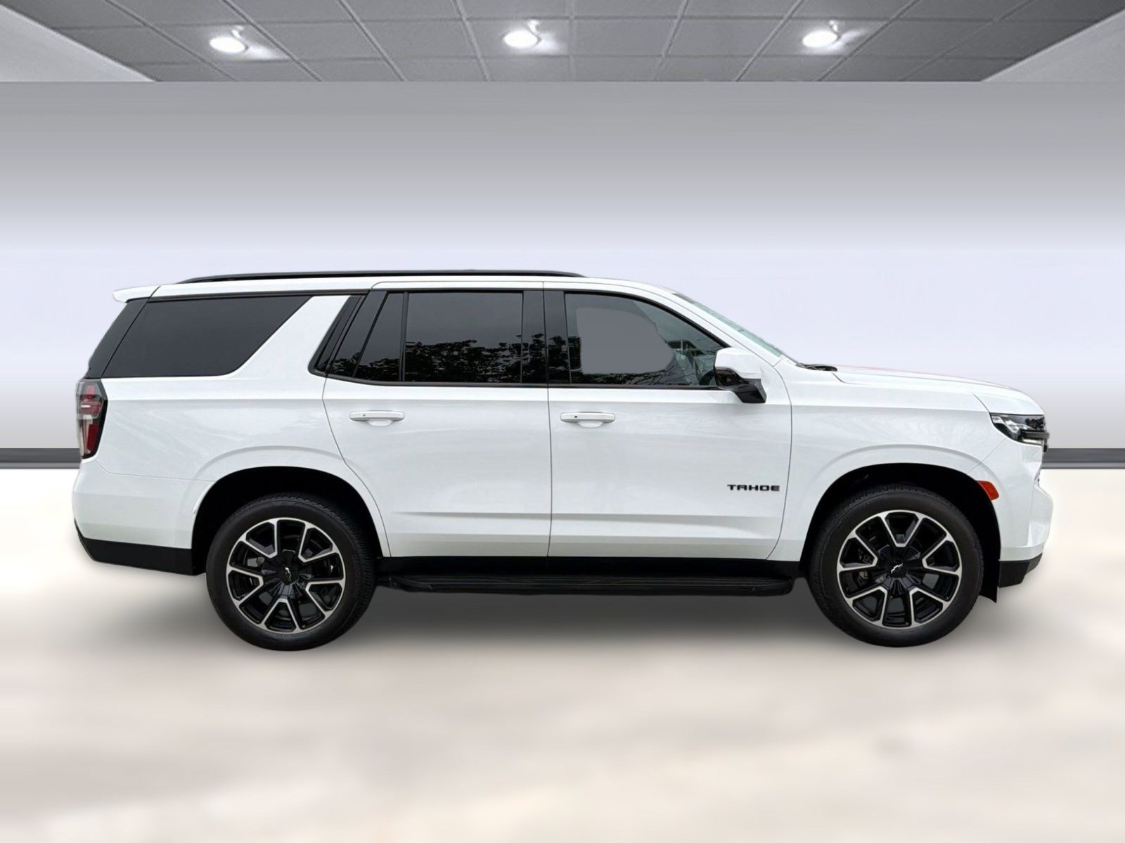 Certified 2024 Chevrolet Tahoe RST w/ Luxury Package RWD image 8