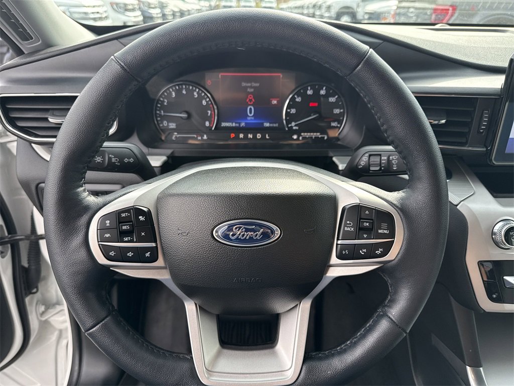 Used 2023 Ford Explorer XLT w/ Equipment Group 202A image 23