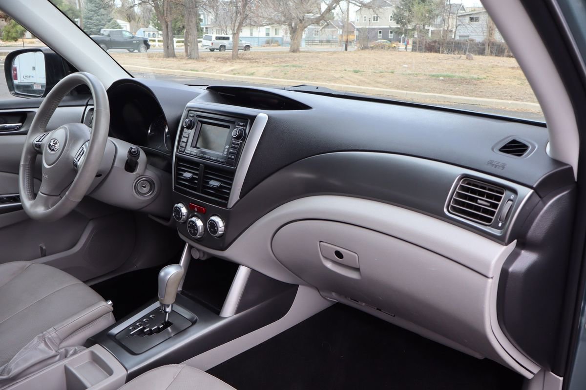 Used 2011 Subaru Forester 2.5X Limited w/ Utility Pkg image 17