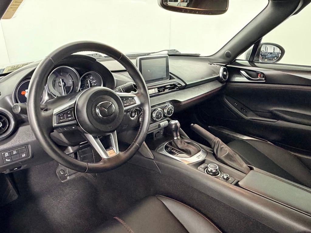 Used 2017 MAZDA MX-5 Miata RF Grand Touring image 15