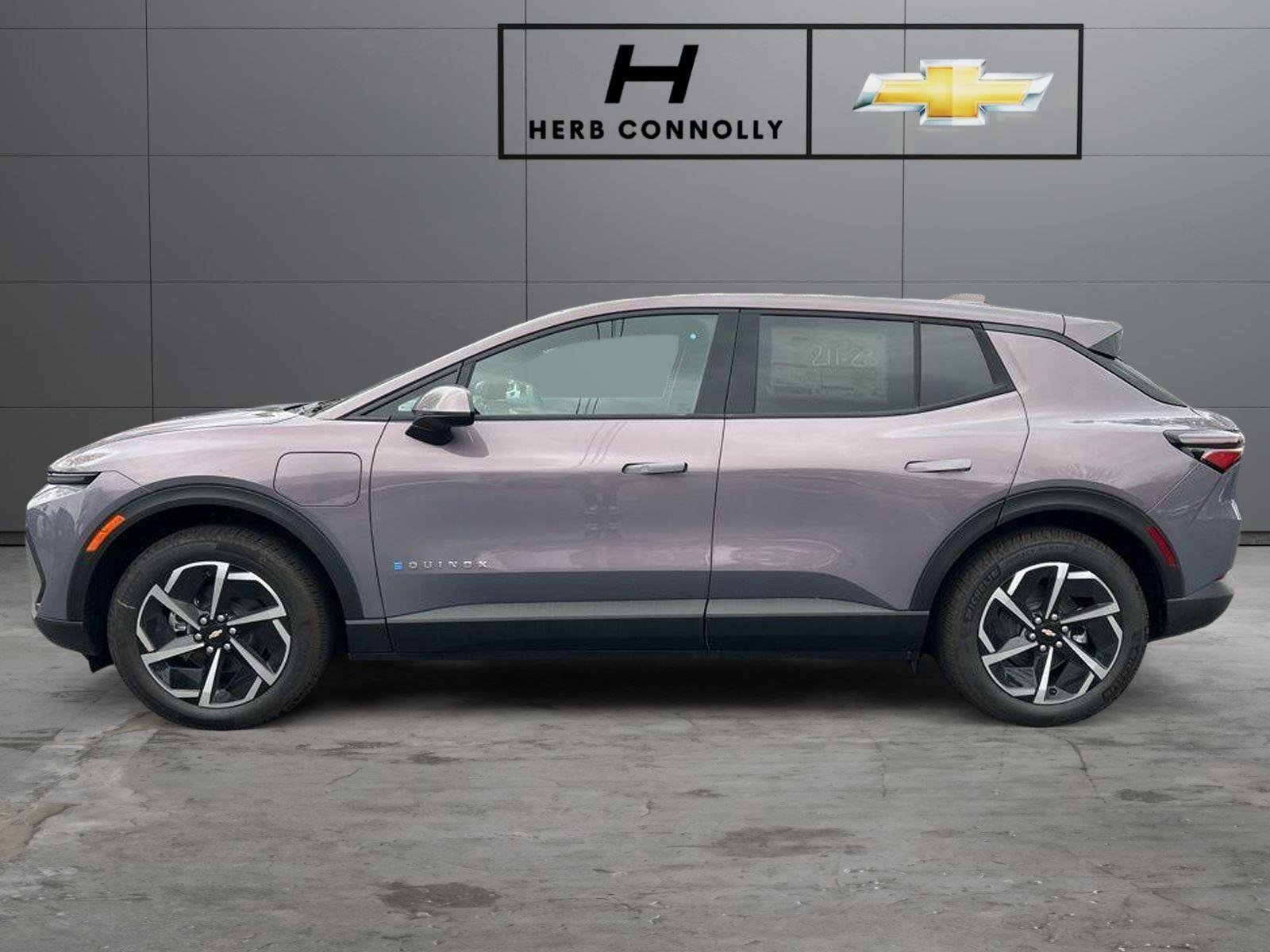 New 2026 Chevrolet Equinox EV LT FWD image 3