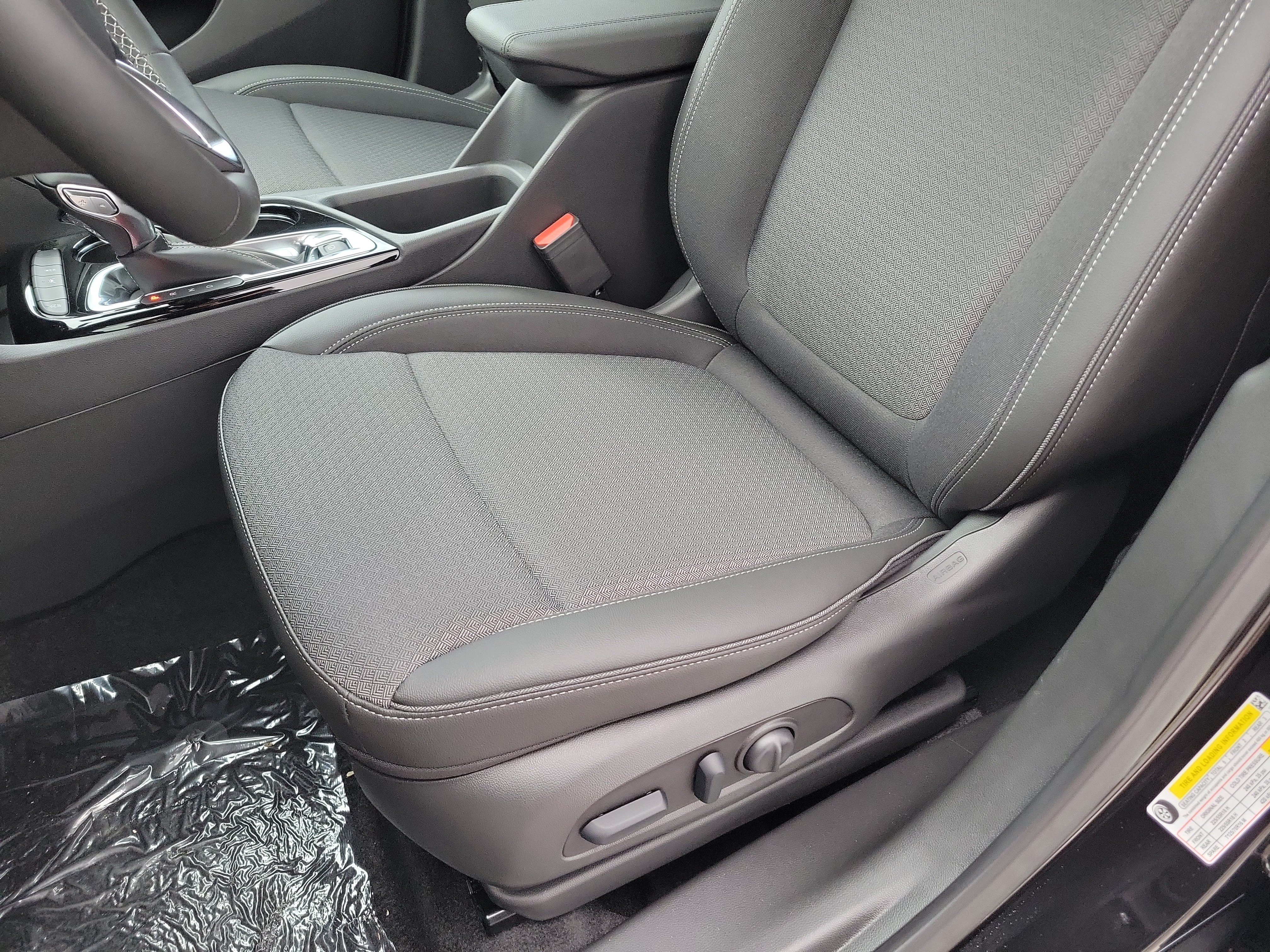 New 2026 Buick Encore GX Preferred w/ Comfort Package FWD image 22
