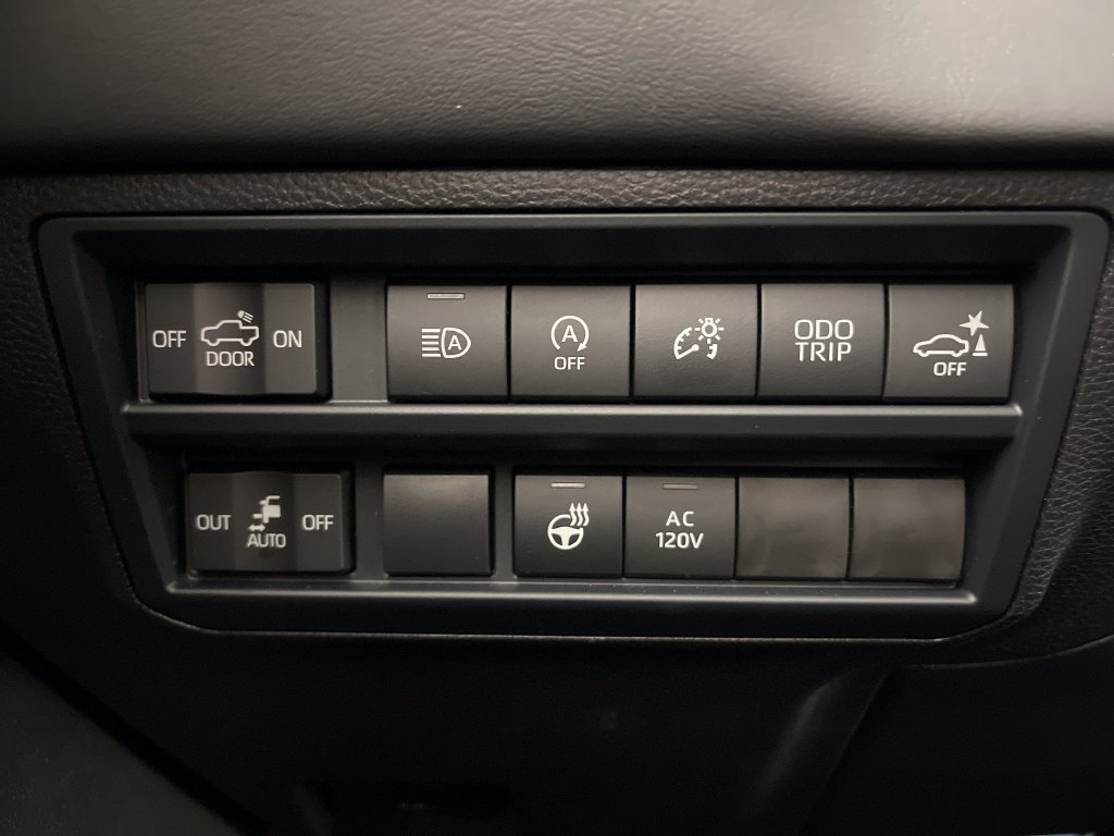 New 2026 Toyota Tundra Platinum w/ TRD Off-Road Package AWD/4WD image 28