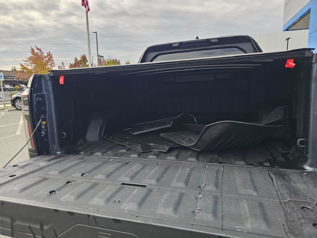 Used 2026 GMC Sierra EV Denali AWD/4WD image 18
