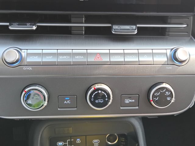 New 2026 Hyundai Kona SE AWD/4WD image 32
