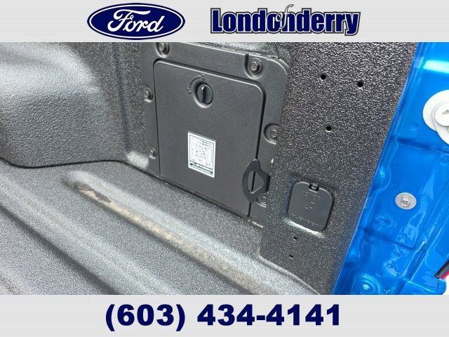 New 2026 Ford Maverick Lariat w/ Black Appearance Package image 8