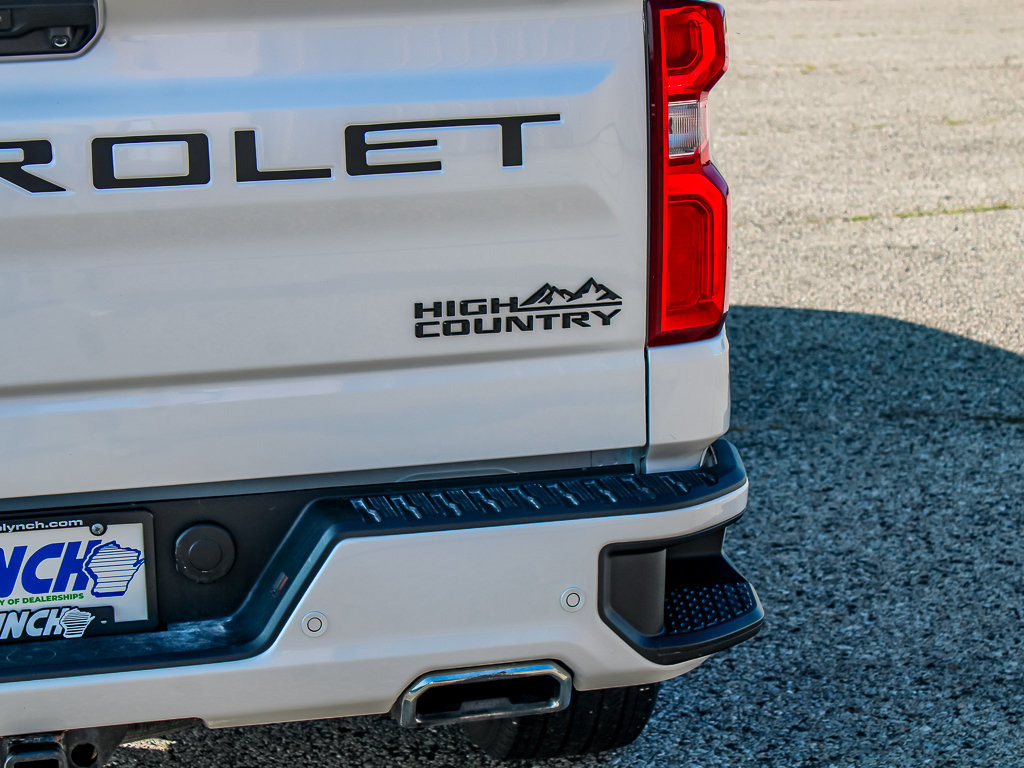 Used 2024 Chevrolet Silverado 1500 High Country w/ Technology Package AWD/4WD image 15