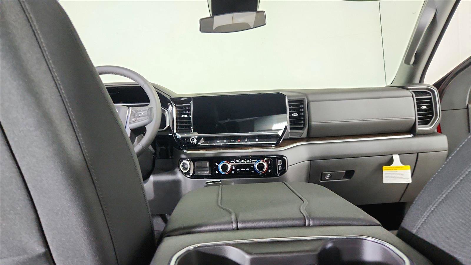 New 2026 GMC Sierra 1500 Elevation image 29