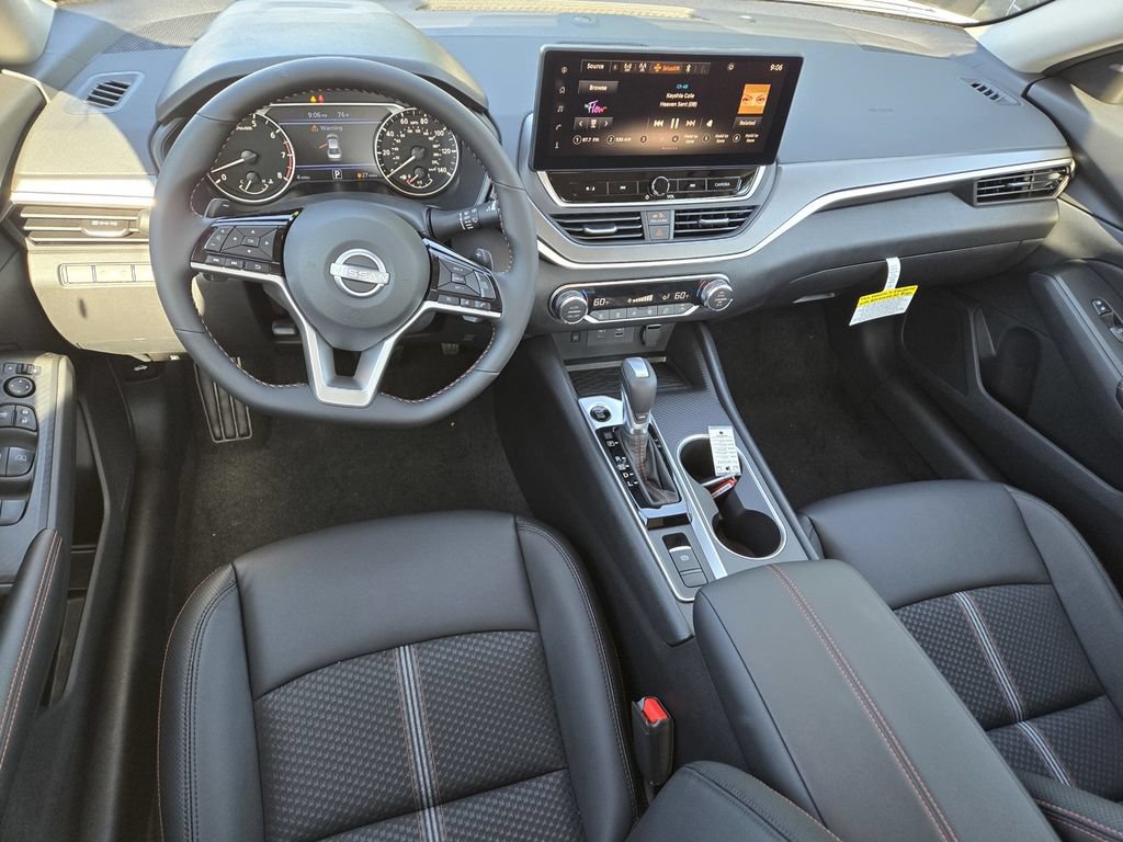 New 2026 Nissan Altima 2.5 SR w/ SR Midnight Edition Package AWD/4WD image 10