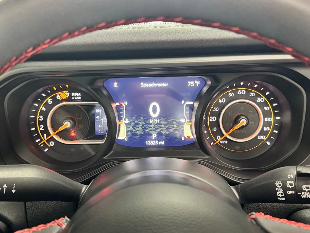 Used 2024 Jeep Wrangler Unlimited Rubicon AWD/4WD image 14