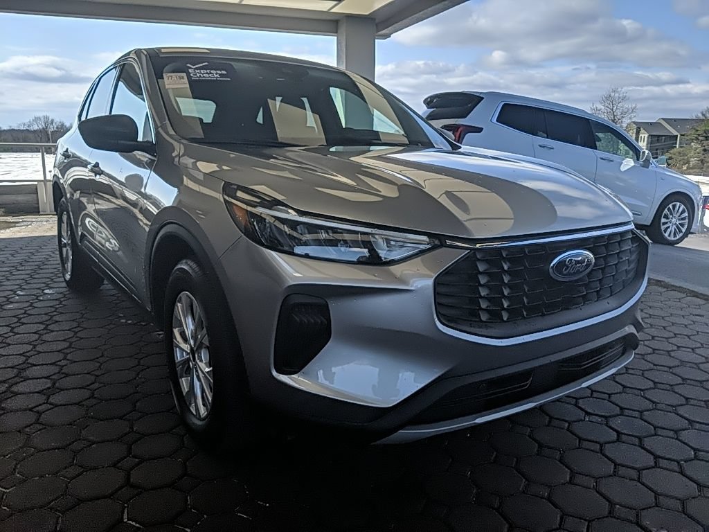 Certified 2024 Ford Escape Active AWD/4WD image 4