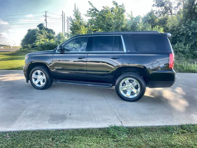 Used 2017 Chevrolet Tahoe LT w/ LT Signature Package AWD/4WD image 4