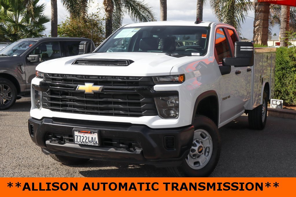 Used 2024 Chevrolet Silverado 2500 W/T w/ WT Convenience Package image 4
