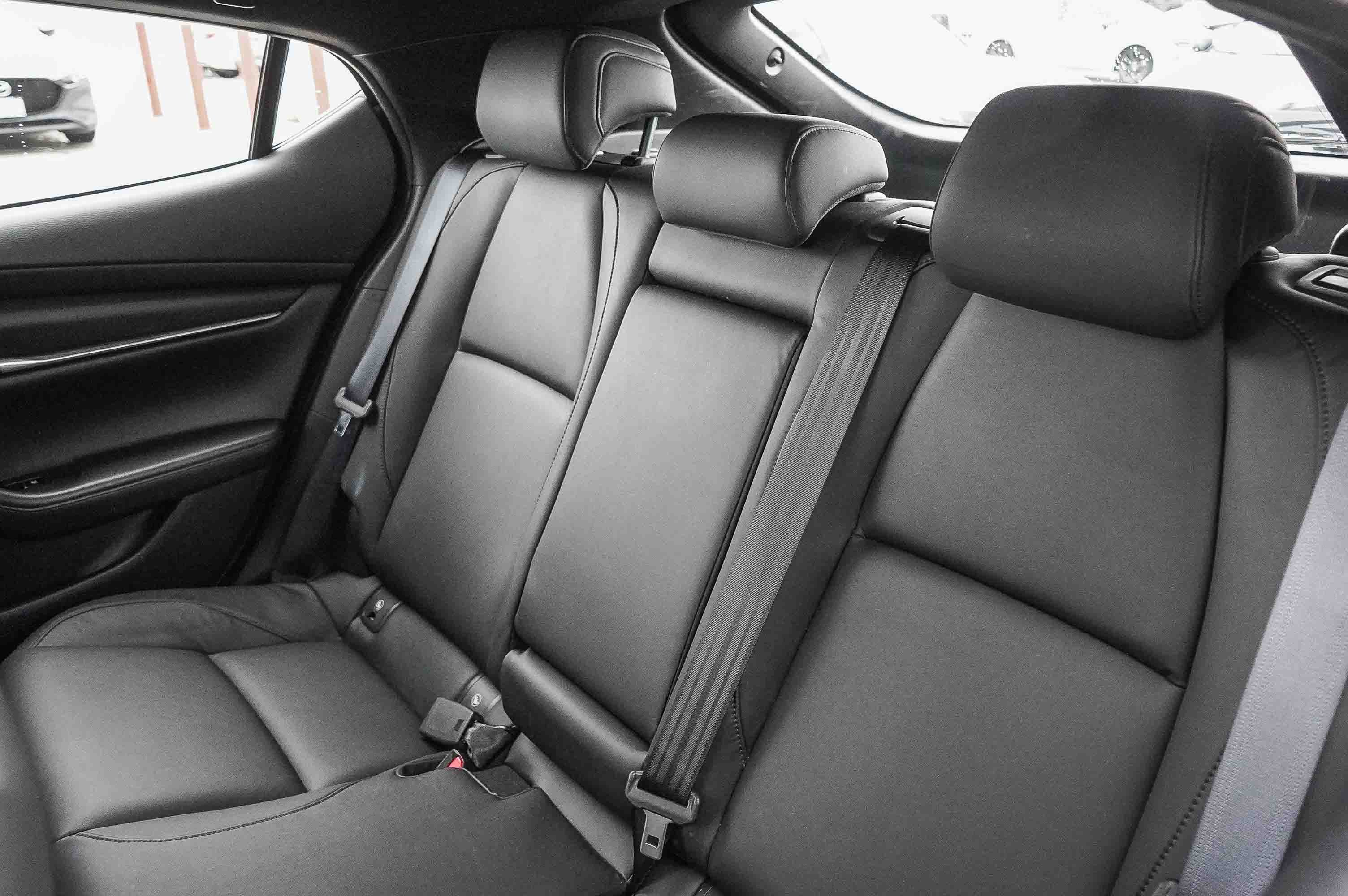 Used 2023 MAZDA MAZDA3 s image 19