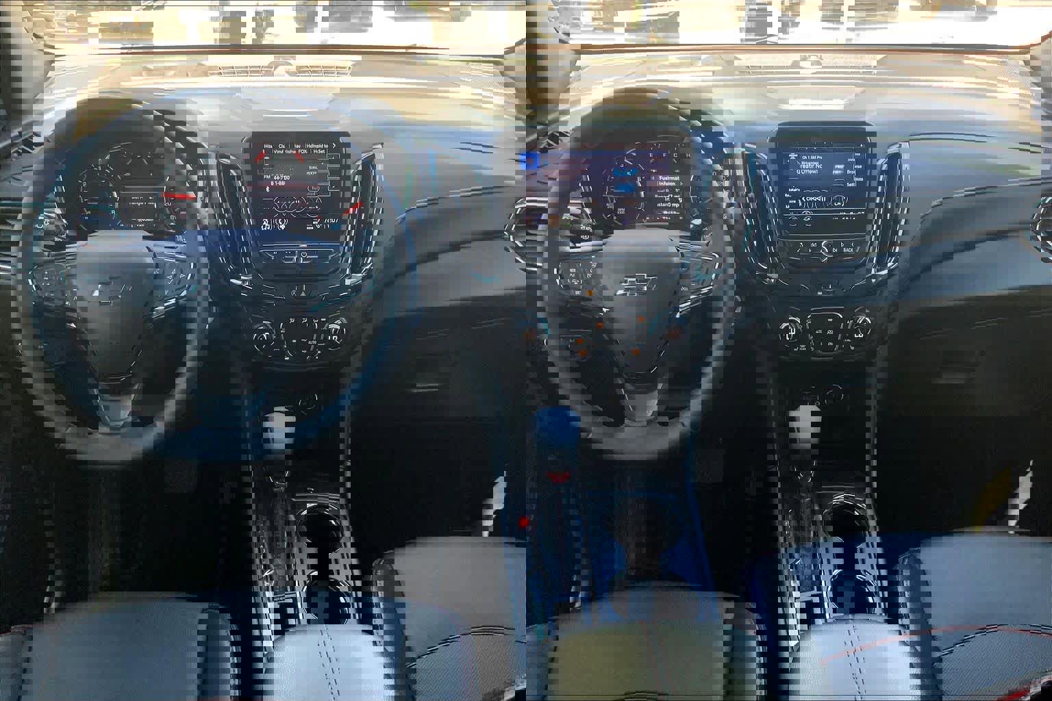 Used 2024 Chevrolet Equinox RS w/ RS Leather Package FWD image 16