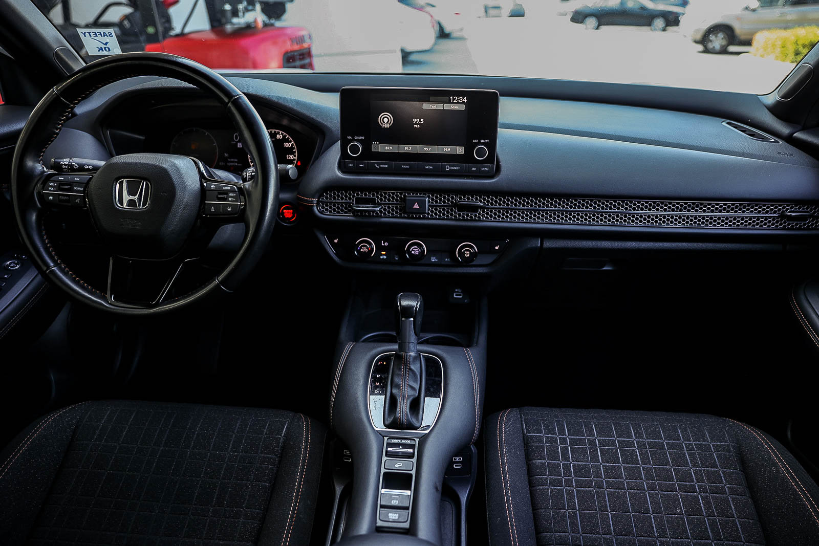 Used 2025 Honda HR-V Sport image 19