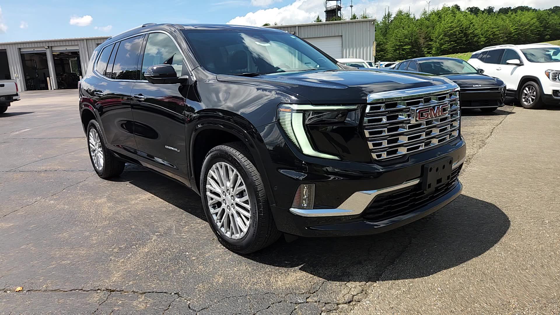 Used 2026 GMC Acadia Denali w/ Super Cruise Package AWD/4WD image 14