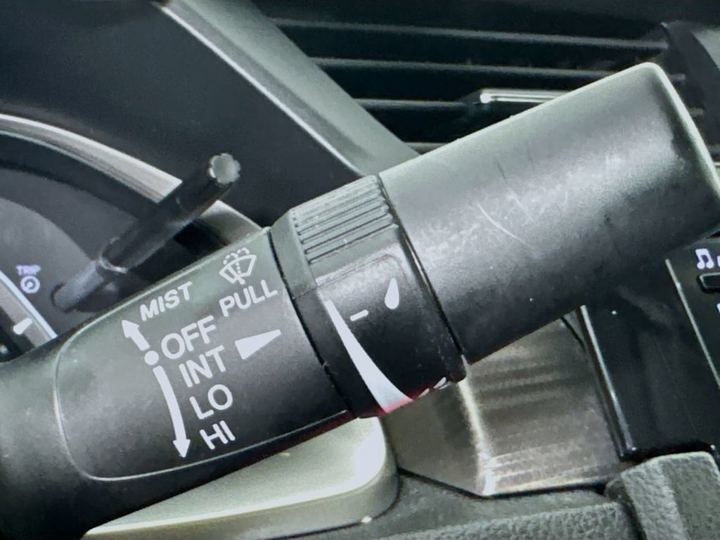 Used 2021 Honda Civic EX image 16