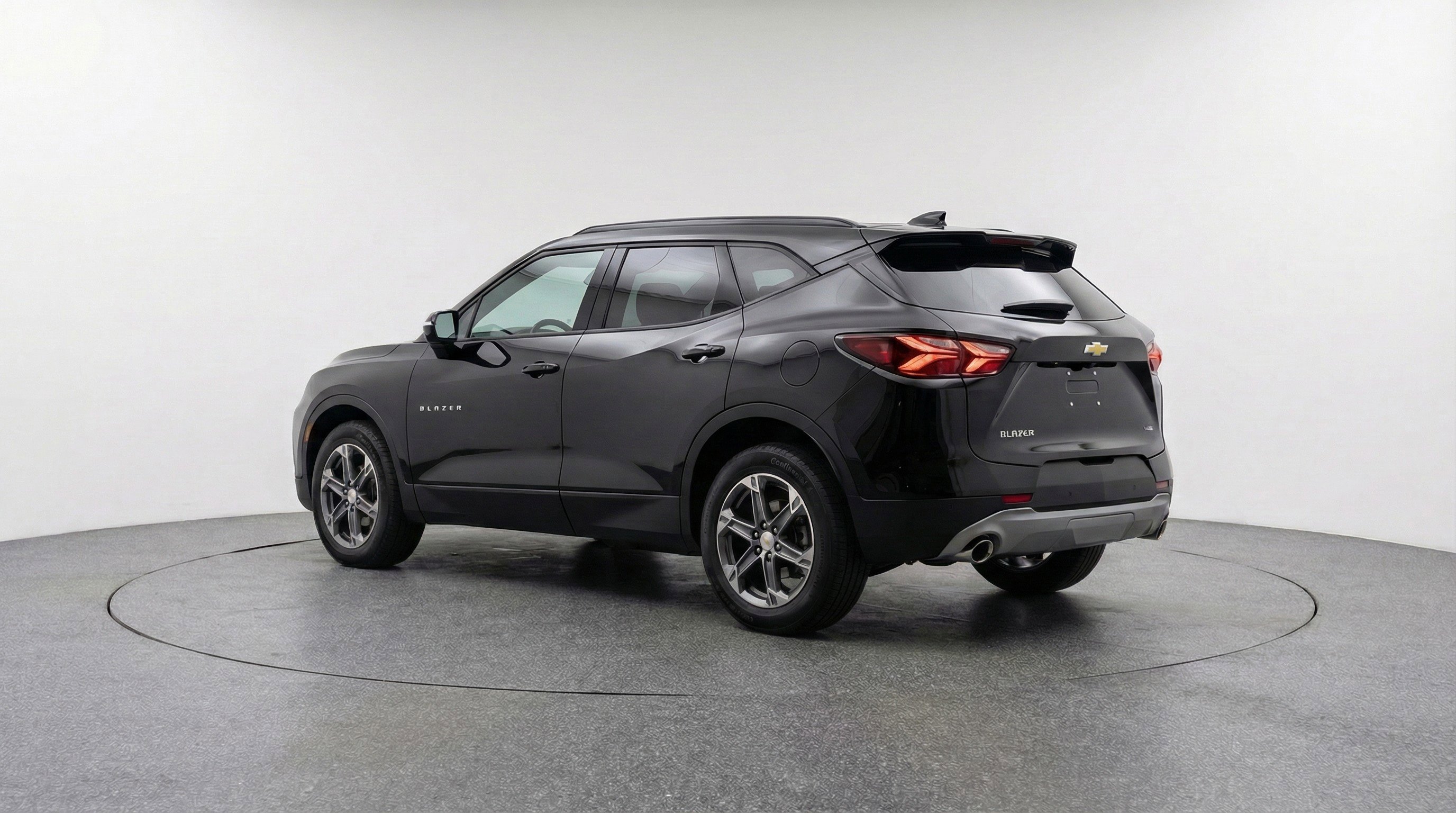 Used 2025 Chevrolet Blazer LT image 6