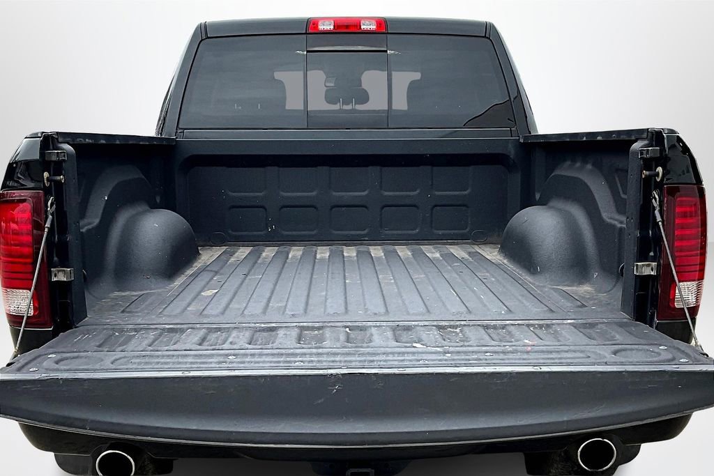 Used 2016 RAM 1500 Sport w/ Black Ram 1500 Sport Group image 7