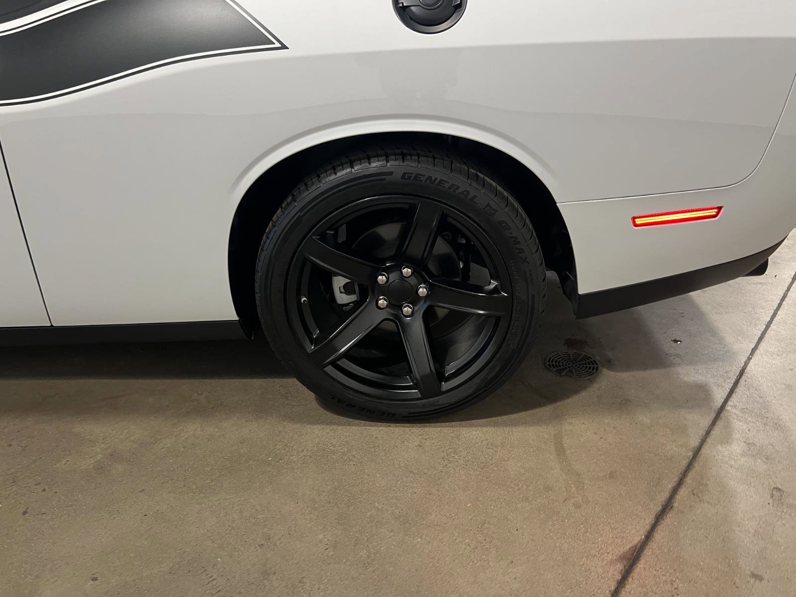 Used 2023 Dodge Challenger R/T w/ T/A Package image 37