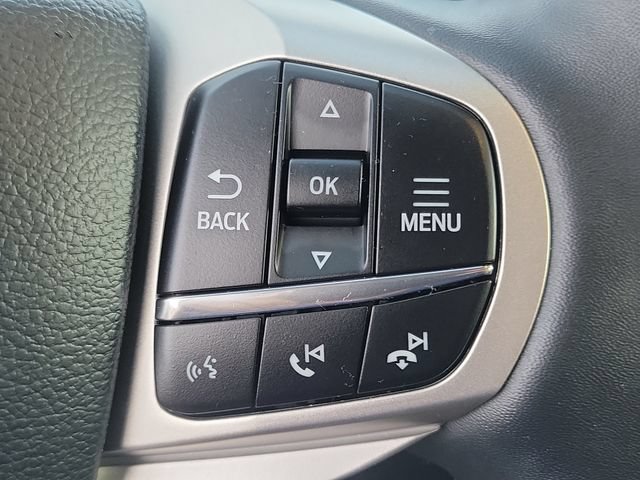Used 2026 Ford Explorer Active RWD image 9