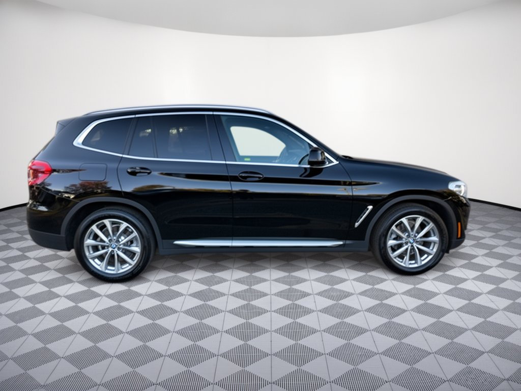 Used 2018 BMW X3 xDrive30i w/ Premium Package AWD/4WD image 8