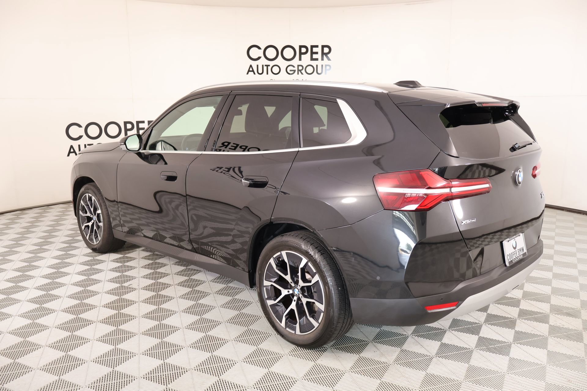 Used 2025 BMW X3 xDrive30i AWD/4WD image 22