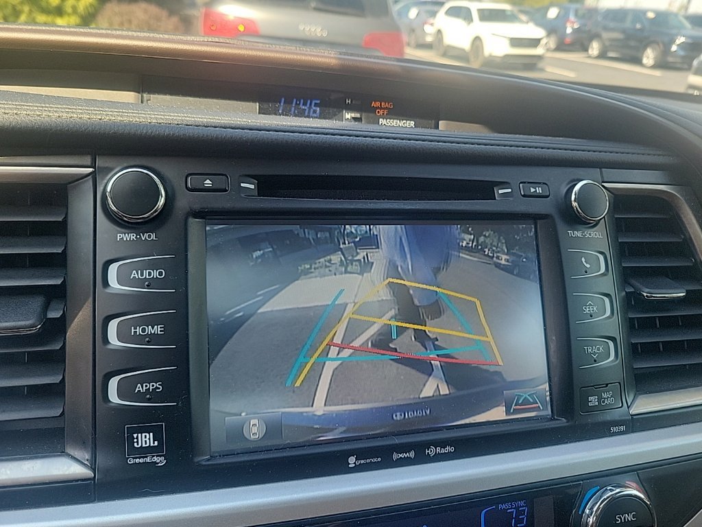 Used 2019 Toyota Highlander Limited Platinum AWD/4WD image 27