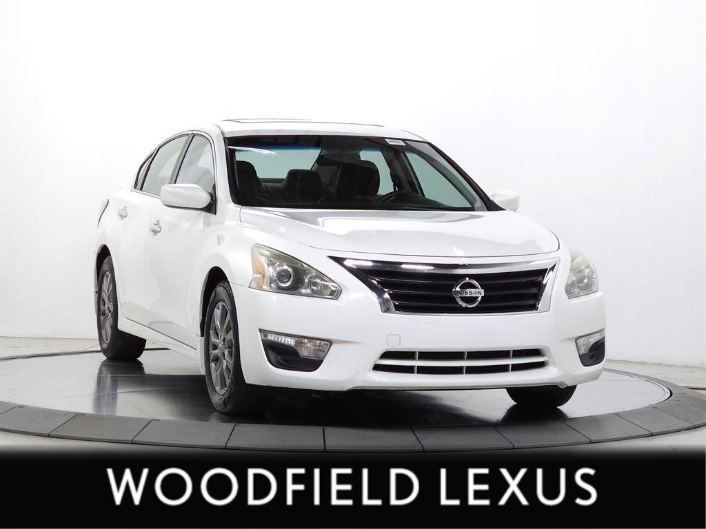 Used 2015 Nissan Altima 2.5 S w/ Sport Value Package