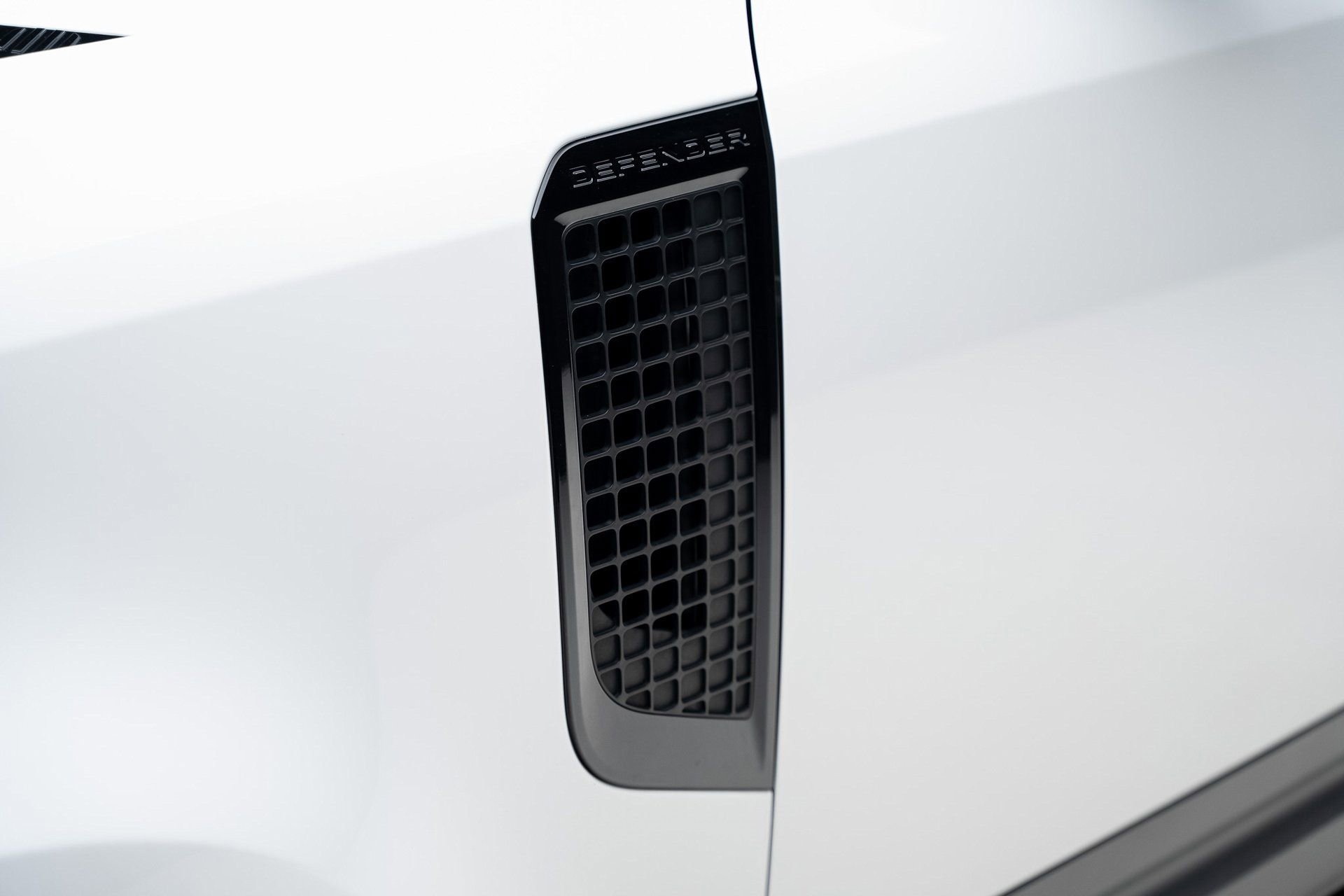 Used 2021 Land Rover Defender 110 S image 23