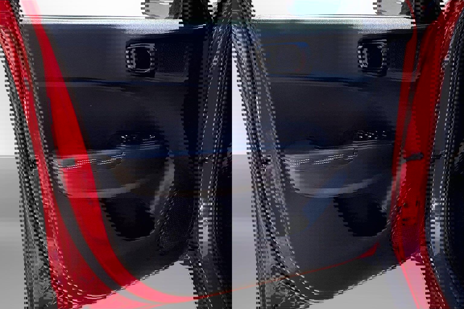 Used 2022 Hyundai Venue Limited image 24