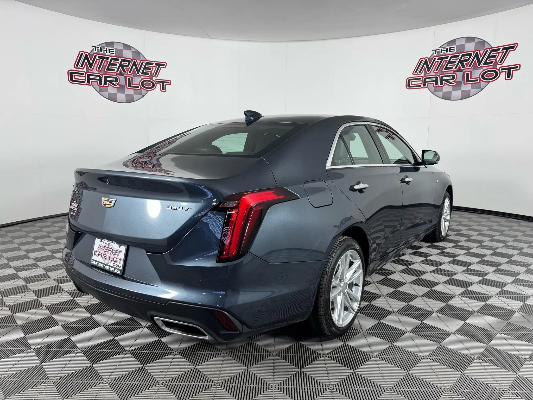 Used 2022 Cadillac CT4 Luxury w/ Sun And Sound Package AWD/4WD image 7