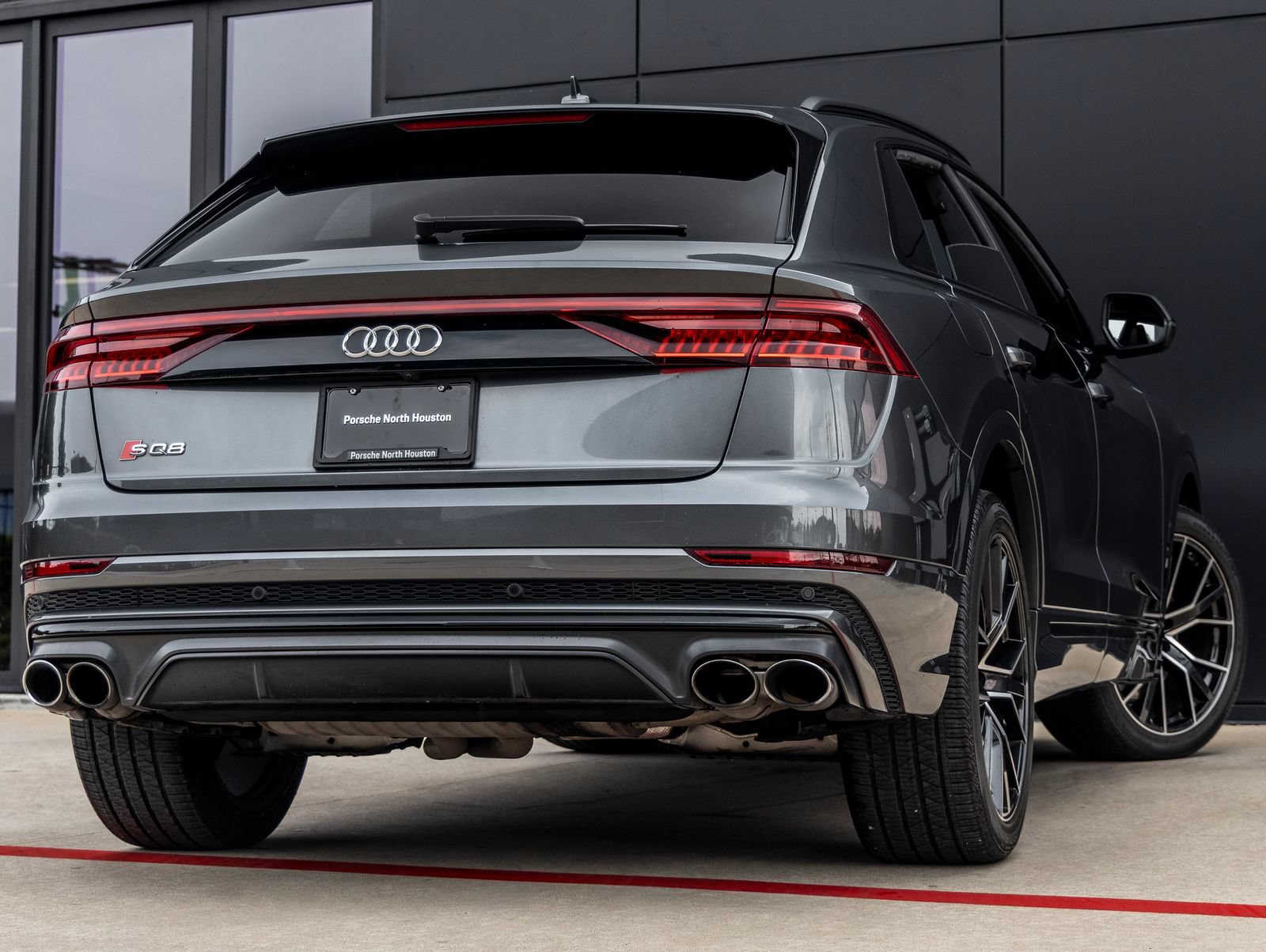 Used 2023 Audi SQ8 Premium Plus AWD/4WD image 8