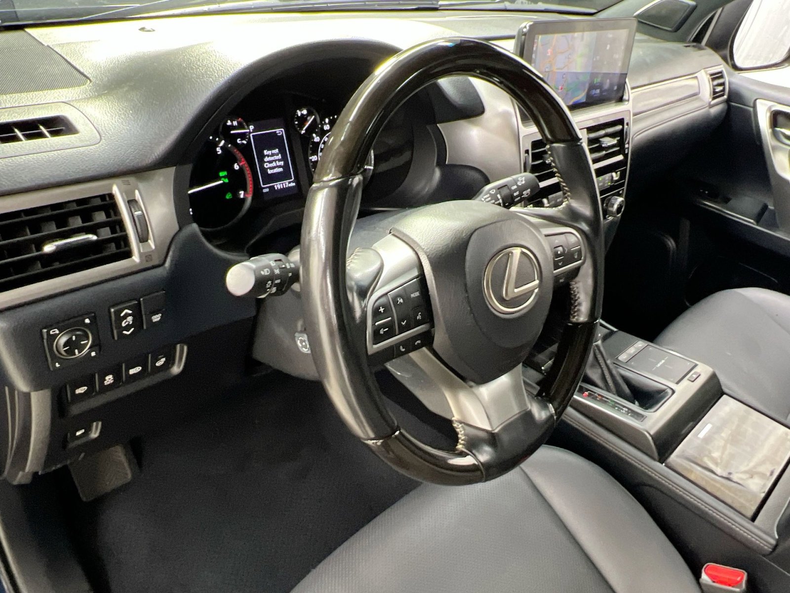 Used 2023 Lexus GX 460 Premium image 7
