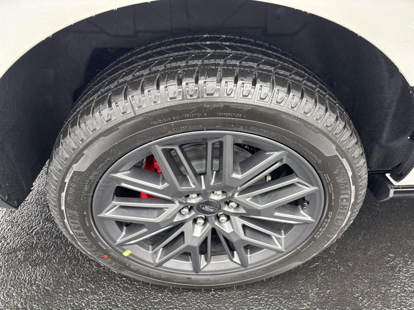 New 2025 Ford Expedition Max Platinum w/ Stealth Performance Package image 10