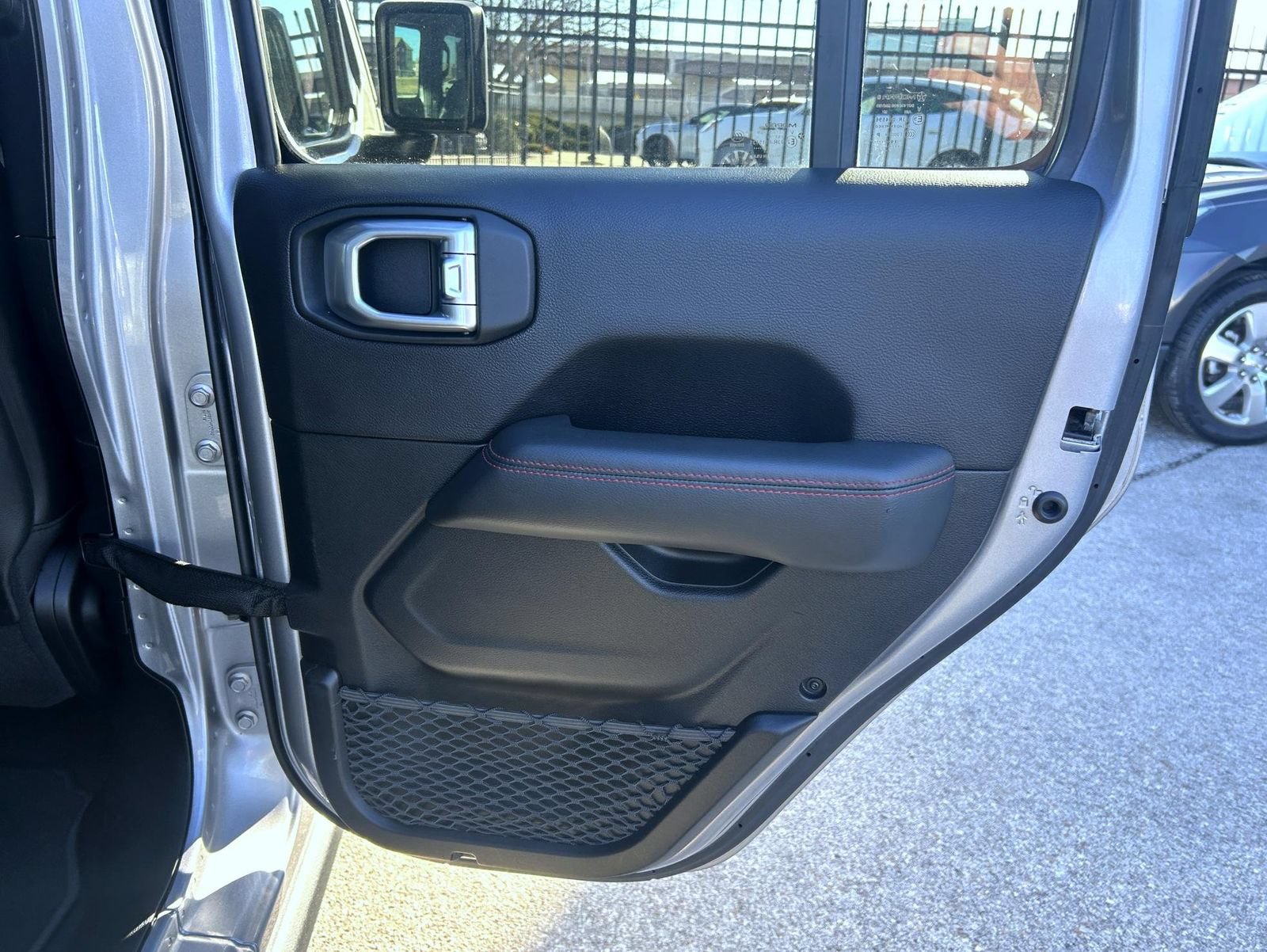 Used 2020 Jeep Gladiator Rubicon AWD/4WD image 21