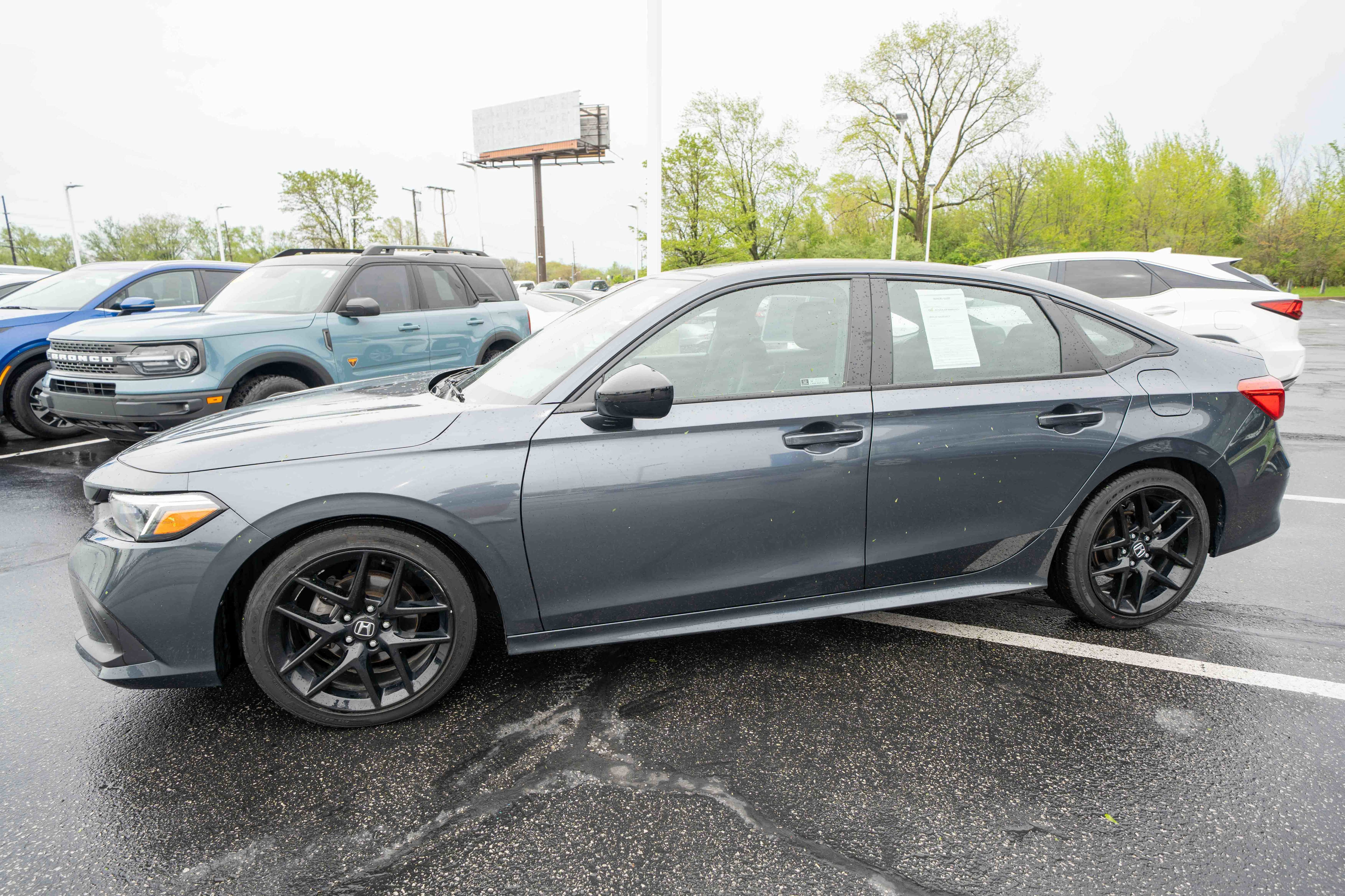 Used 2024 Honda Civic Sport image 3