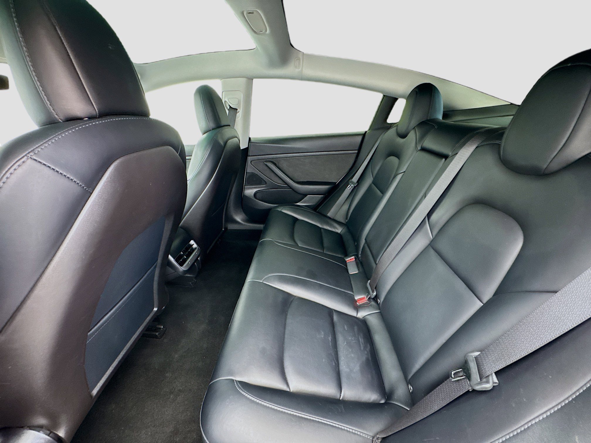 Used 2020 Tesla Model 3 Standard Range Plus image 16