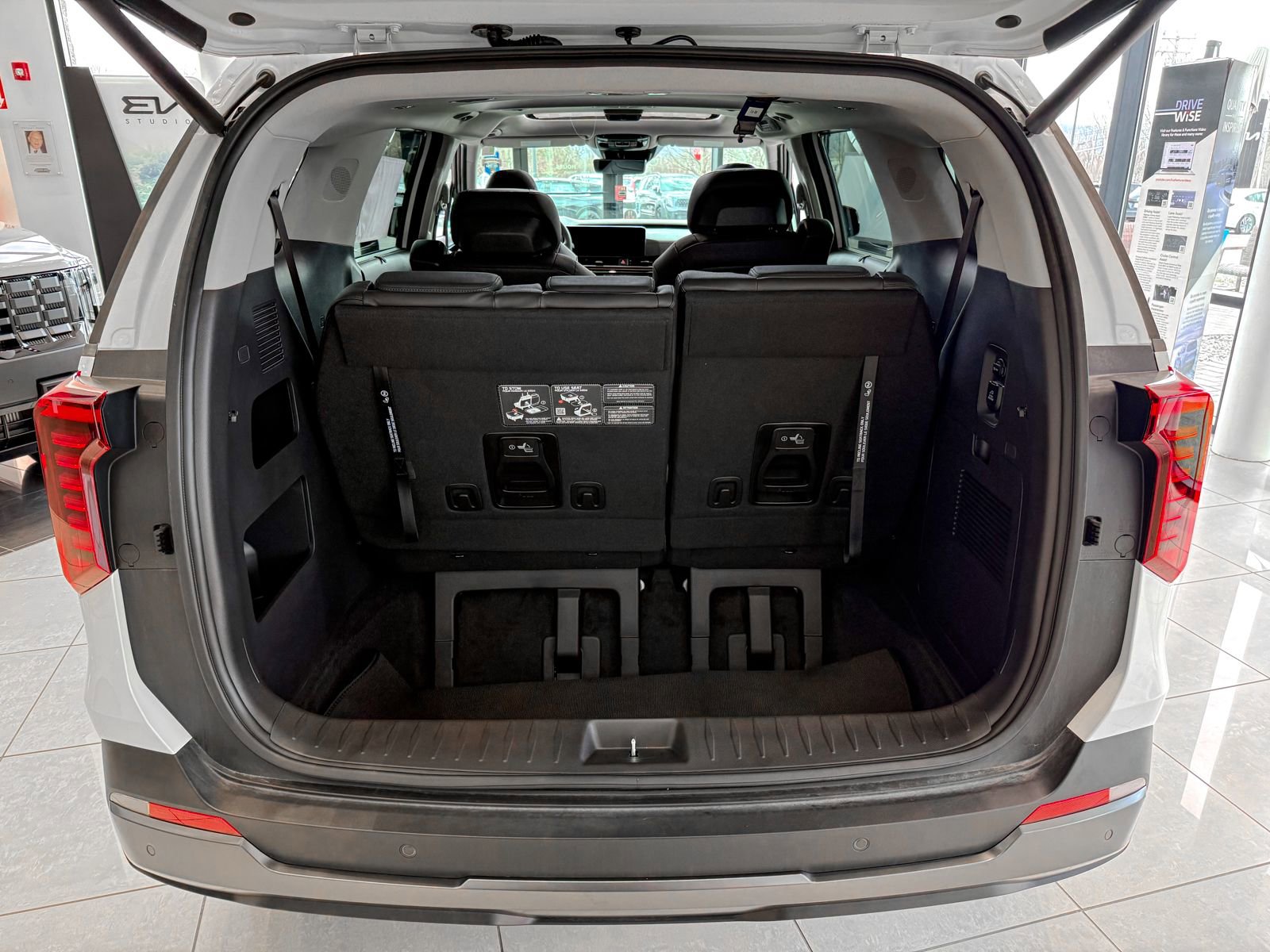 New 2026 Kia Carnival SX Prestige image 41