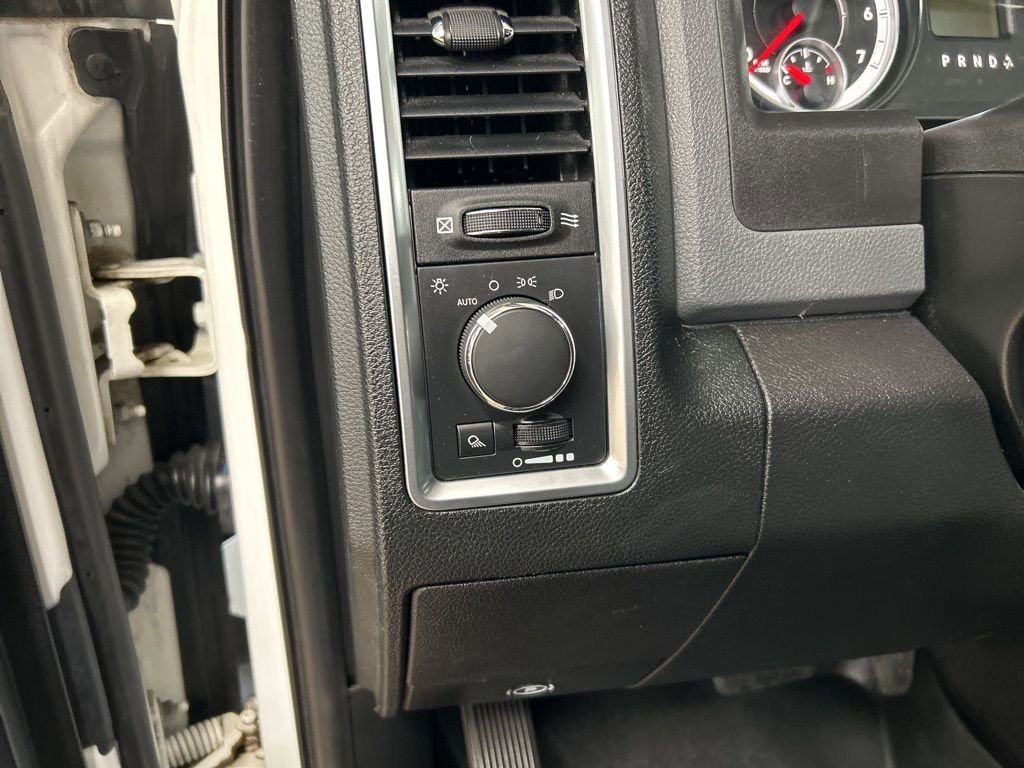 Used 2014 RAM 2500 SLT w/ Protection Group AWD/4WD image 13