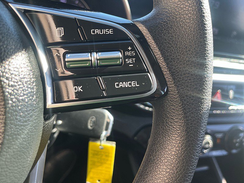 Used 2020 Kia Forte LXS FWD image 23