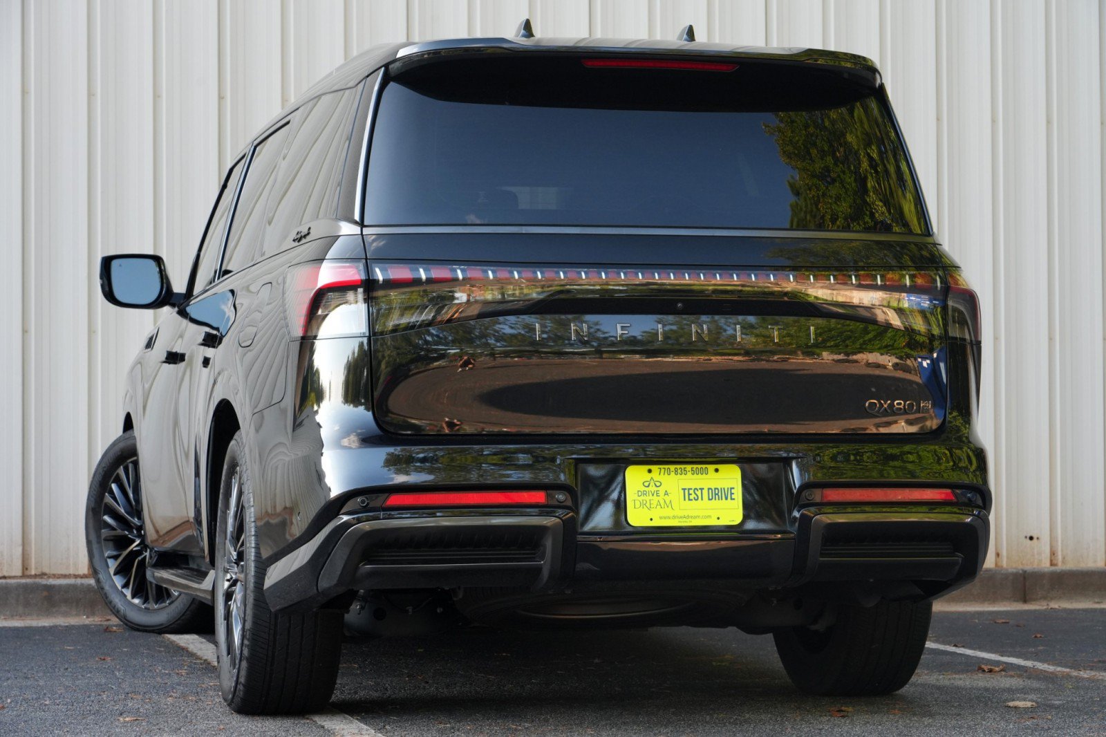 Used 2025 INFINITI QX80 Autograph AWD/4WD image 6