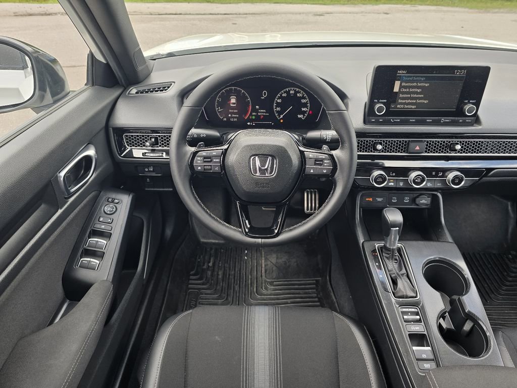 Used 2025 Honda Civic Sport image 14