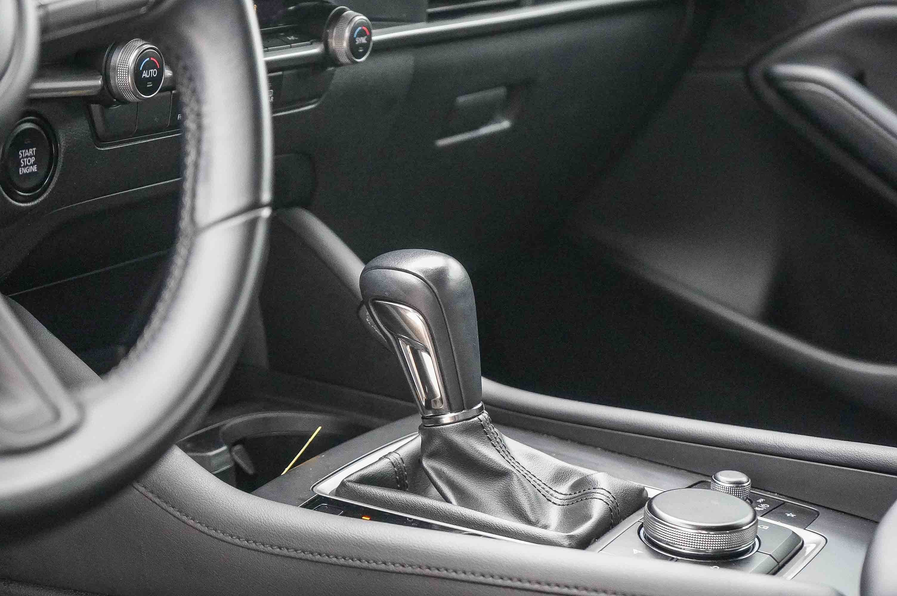 Used 2023 MAZDA MAZDA3 s image 22