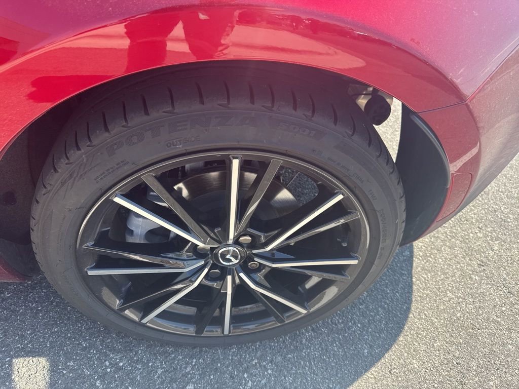 Used 2025 MAZDA MX-5 Miata RF Grand Touring w/ Weather Package image 6