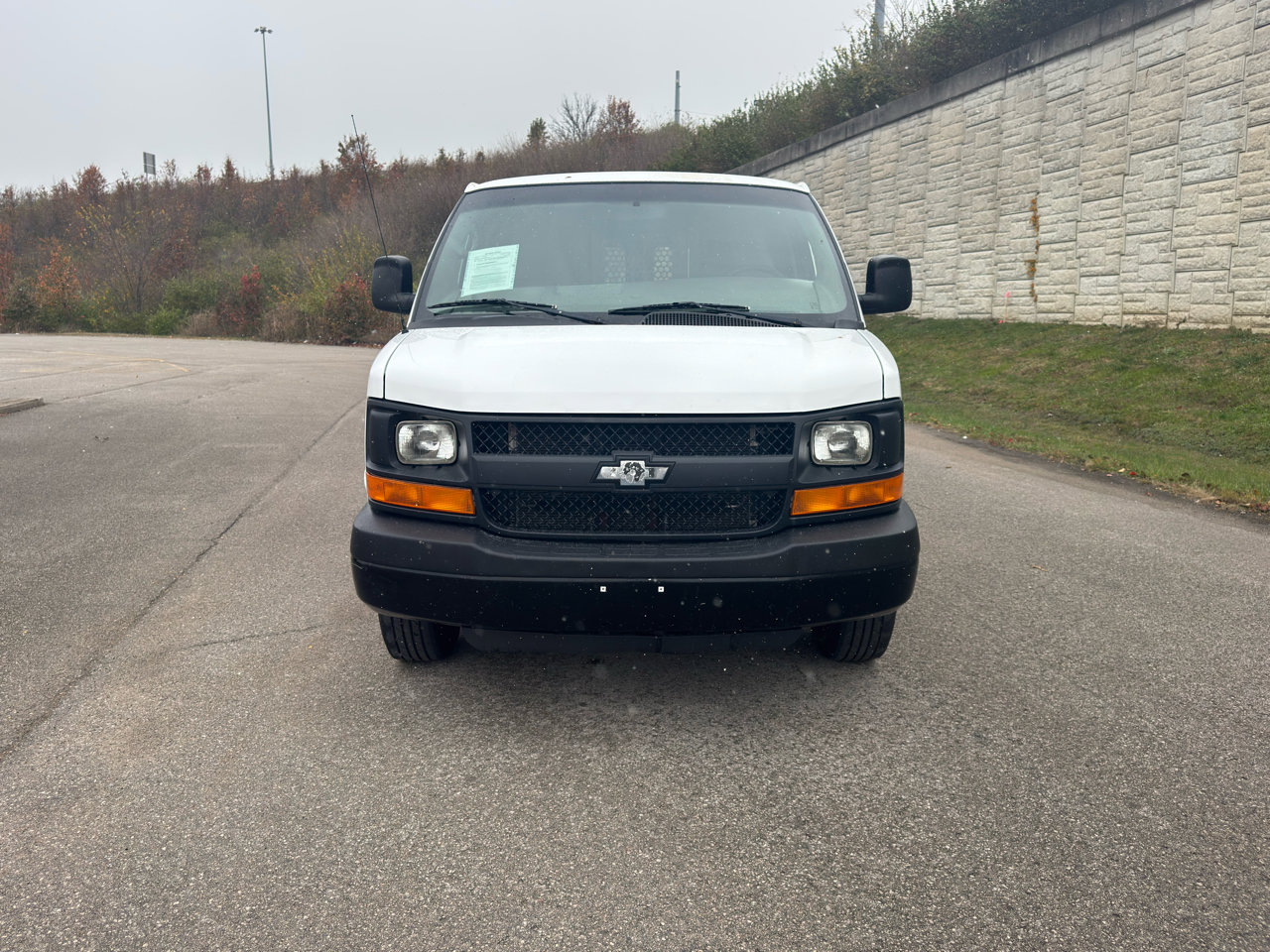 Used 2015 Chevrolet Express 3500 image 8