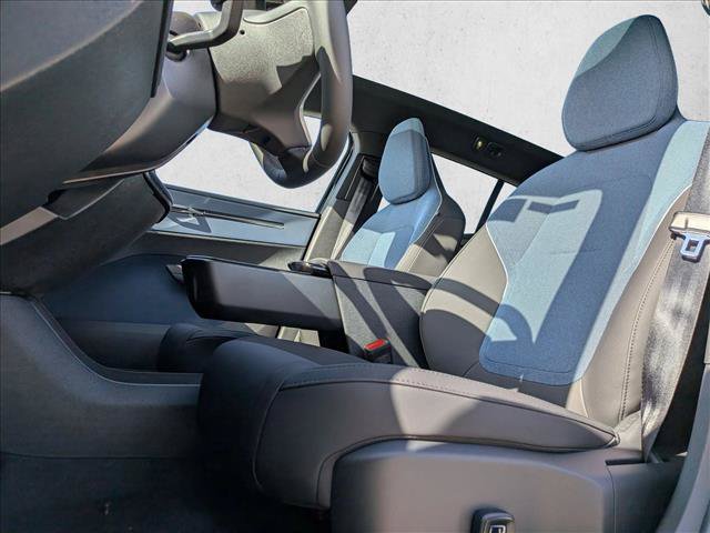 New 2026 Volvo EX30 Plus w/ Climate Package AWD/4WD image 4